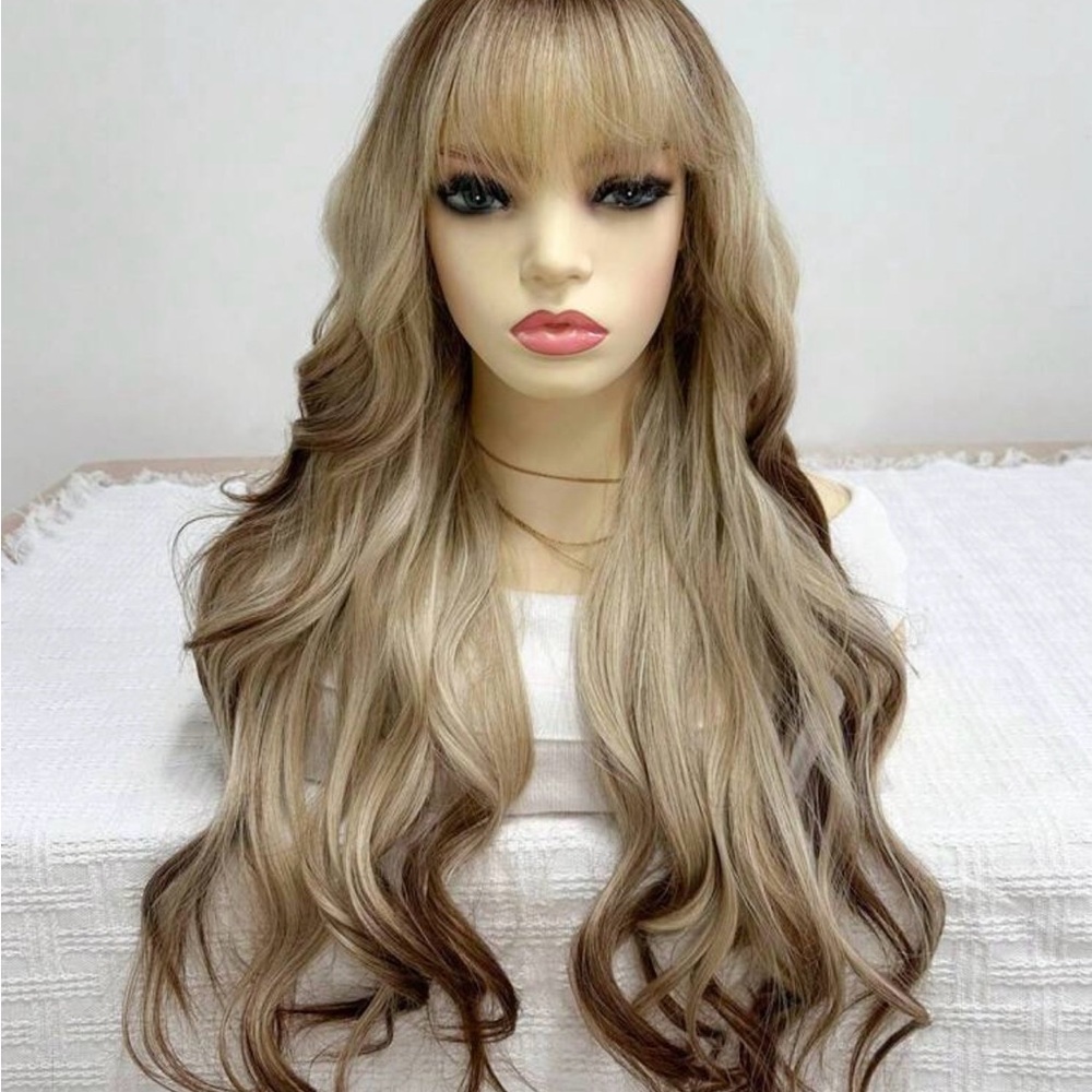 Blonde Ombre Long Wavy Wig with Bangs - Stylish Women's Hair